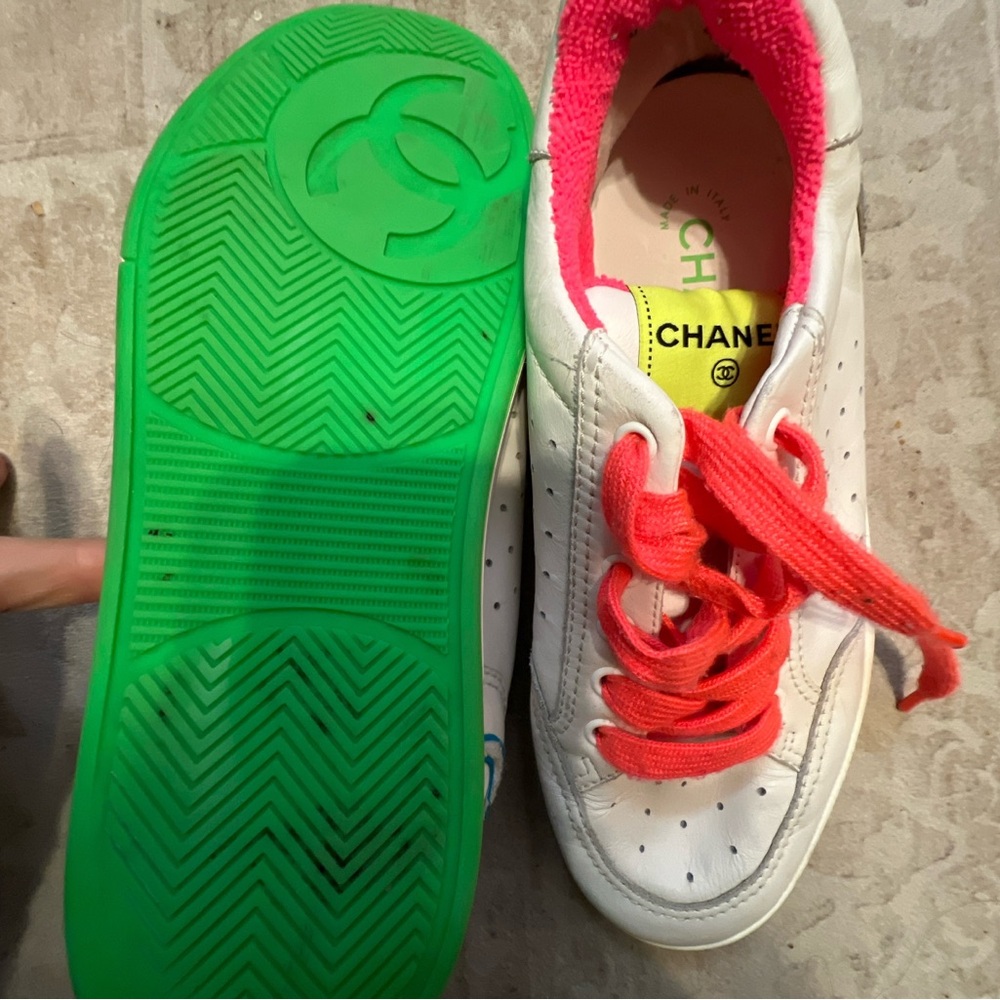 Chanel neon sneakers! Sz 38.5 - Picture 7 of 15